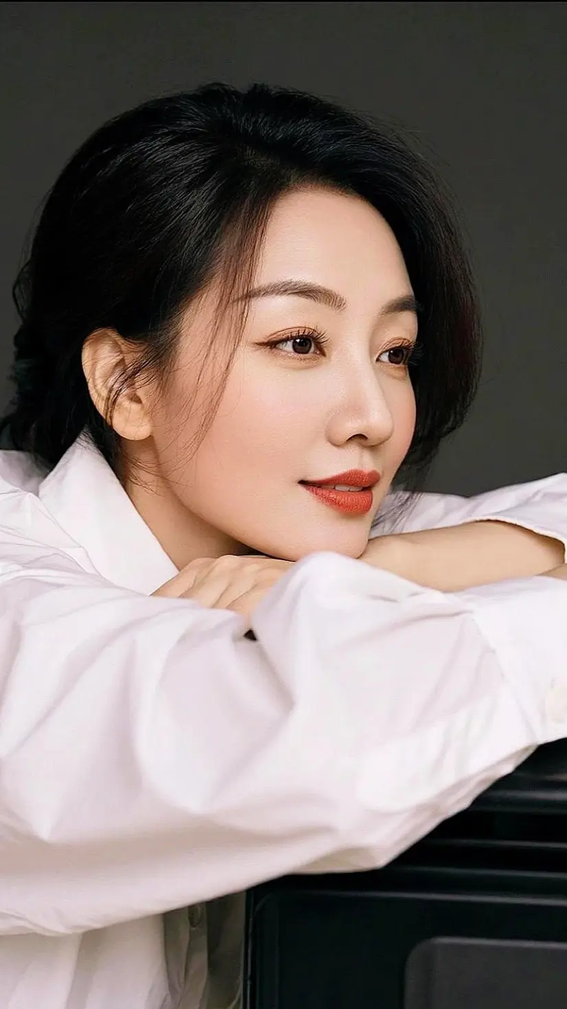 AI清透氛围感写真 随变ai随便玩 玩法达人广告分成伙伴计划