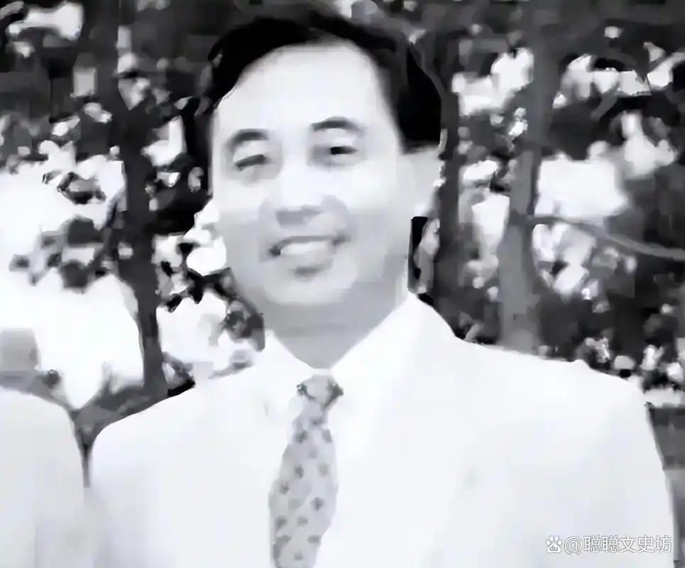 原驻日武官王庆简，暗中蛰伏足有二十个年头，堪称我军潜伏资历最深、贻害最甚的叛徒之