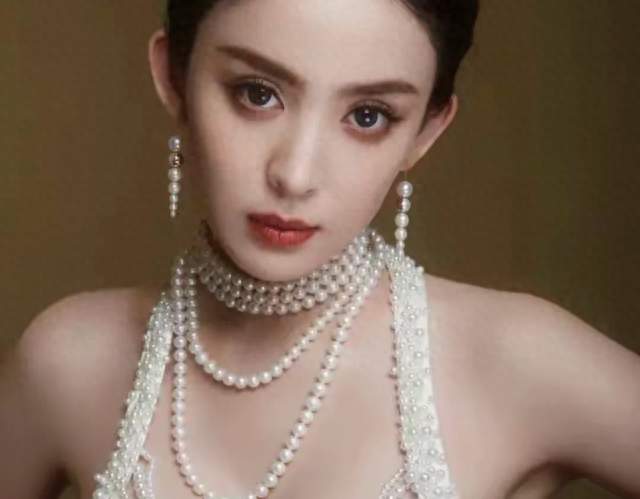 五位女神脸为何耐看？杨幂赵丽颖刘亦菲热巴娜扎的矛盾感