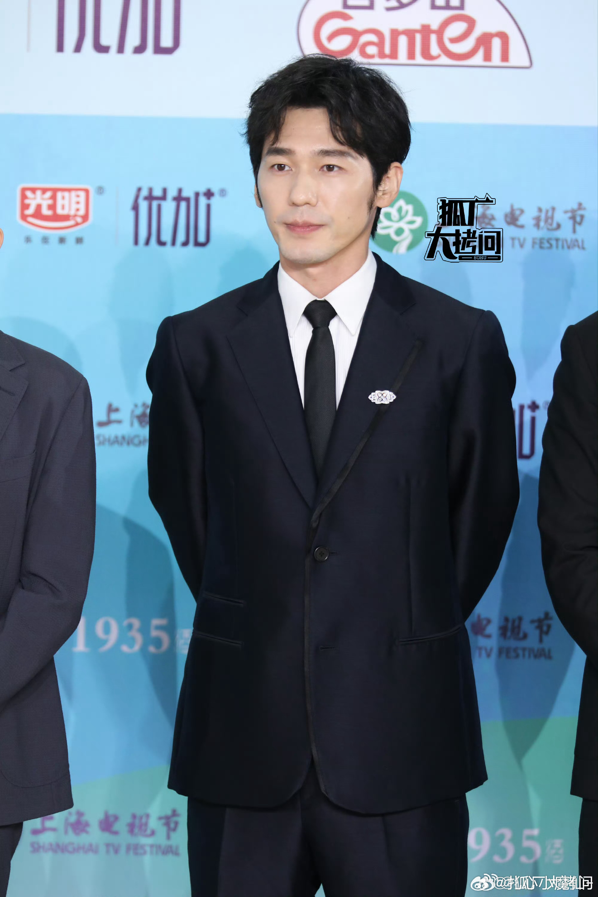 张凌赫、白宇 白玉兰 红毯来咯~ 