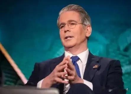 摊牌了！美国人终于不装了！美国财长贝森特直接把话挑明：“决不允许中国出现‘数字丝