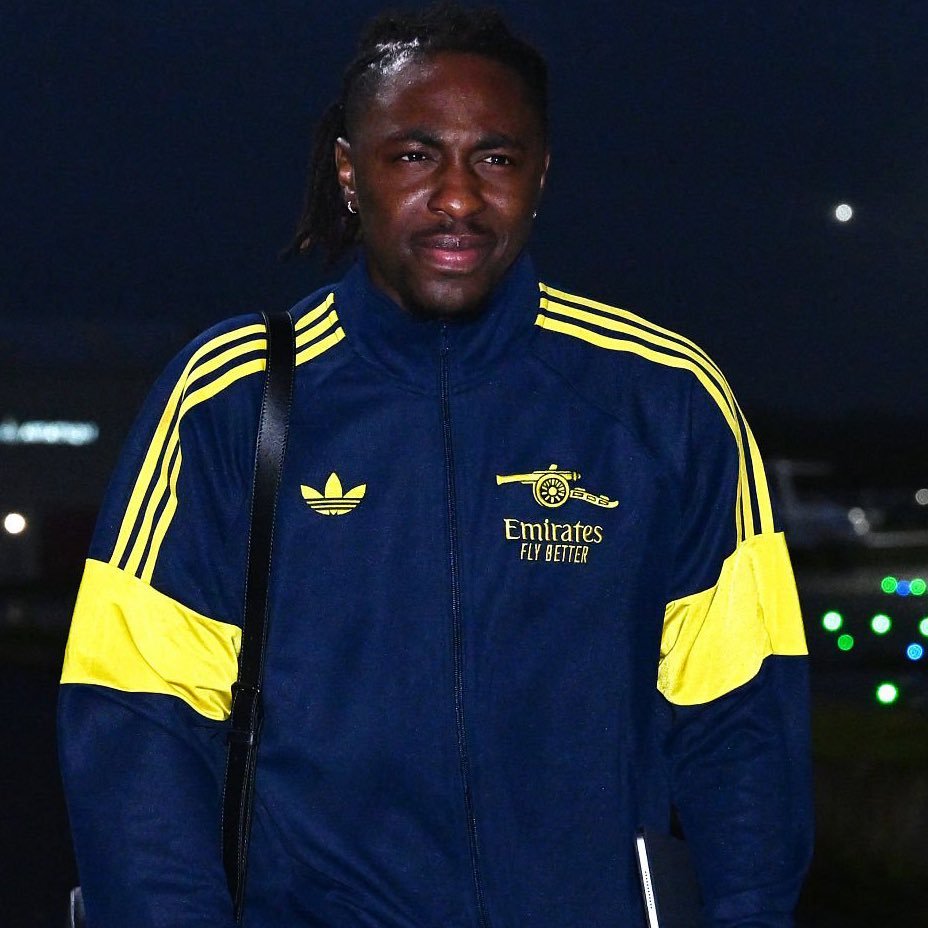 每日邮报记者Mike Keegan消息，由于大雾导致枪手无法乘飞机，阿森纳昨天被