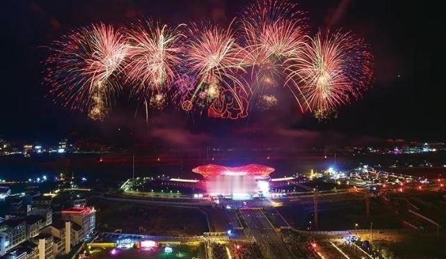 好奇查了查浏阳，不查不知道，一查才知道，原来浏阳不仅年产值高达数百亿，还被称为"