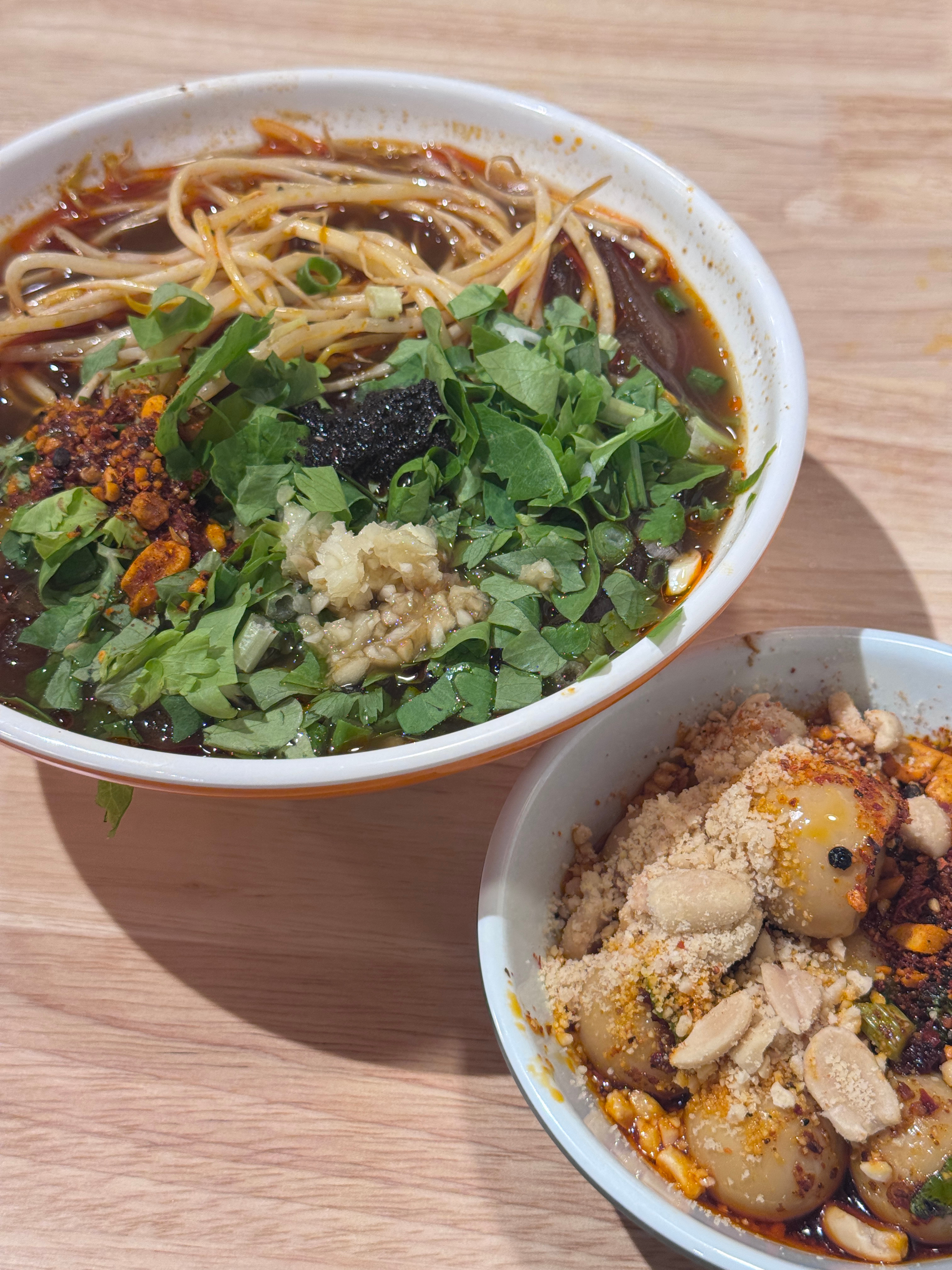 吃吃喝喝的一天四川小学生放春假了，我也一起放一天假我的日常plog 成都·麓坊中