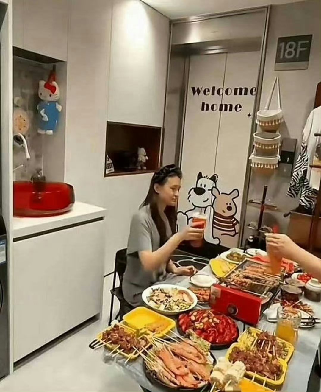 电梯一开就是家门 一梯一户太爽了吧 