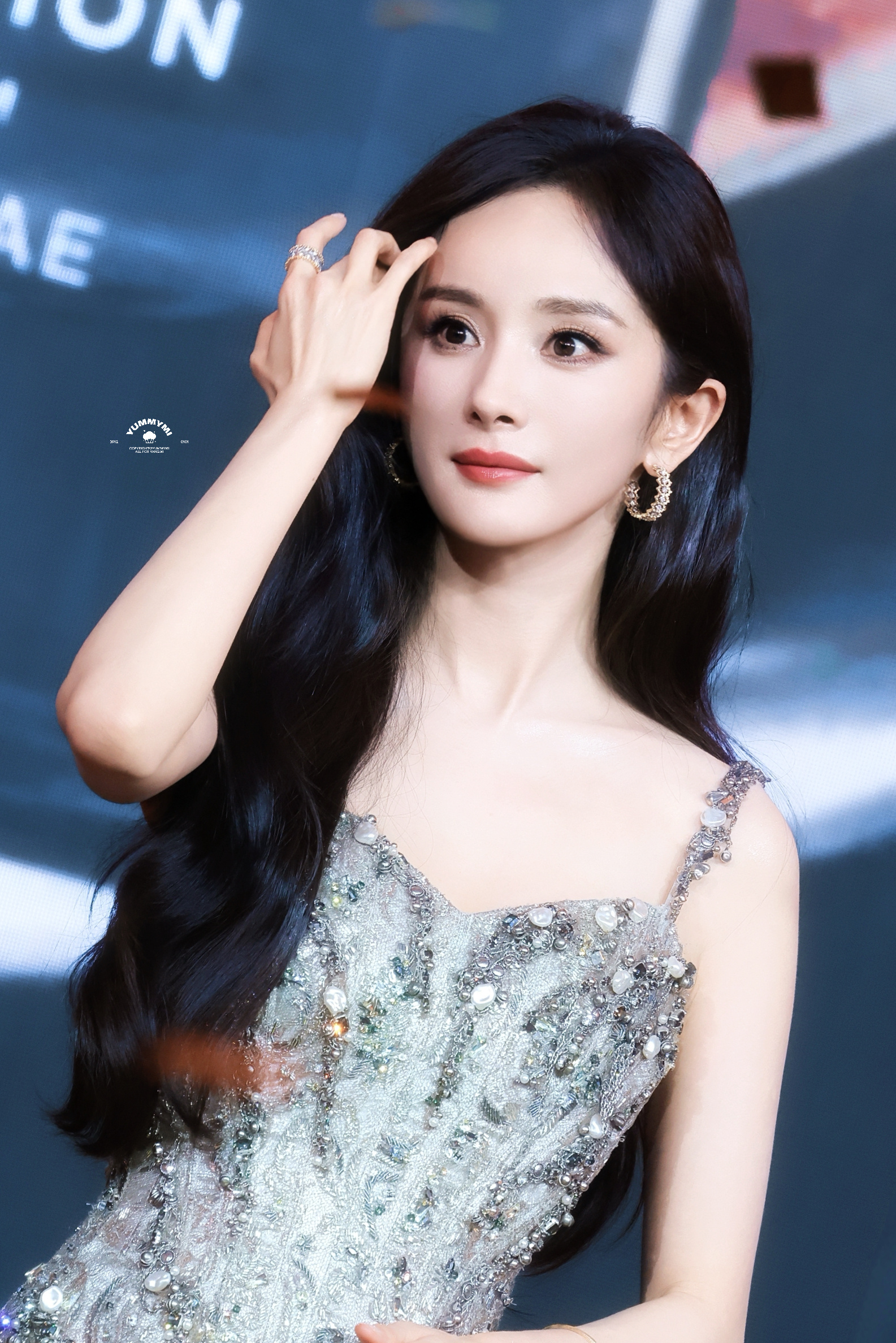 杨幂[超话] 🖤 杨幂巴黎卡诗全球品牌代言人 260826 上海卡诗活动​​​