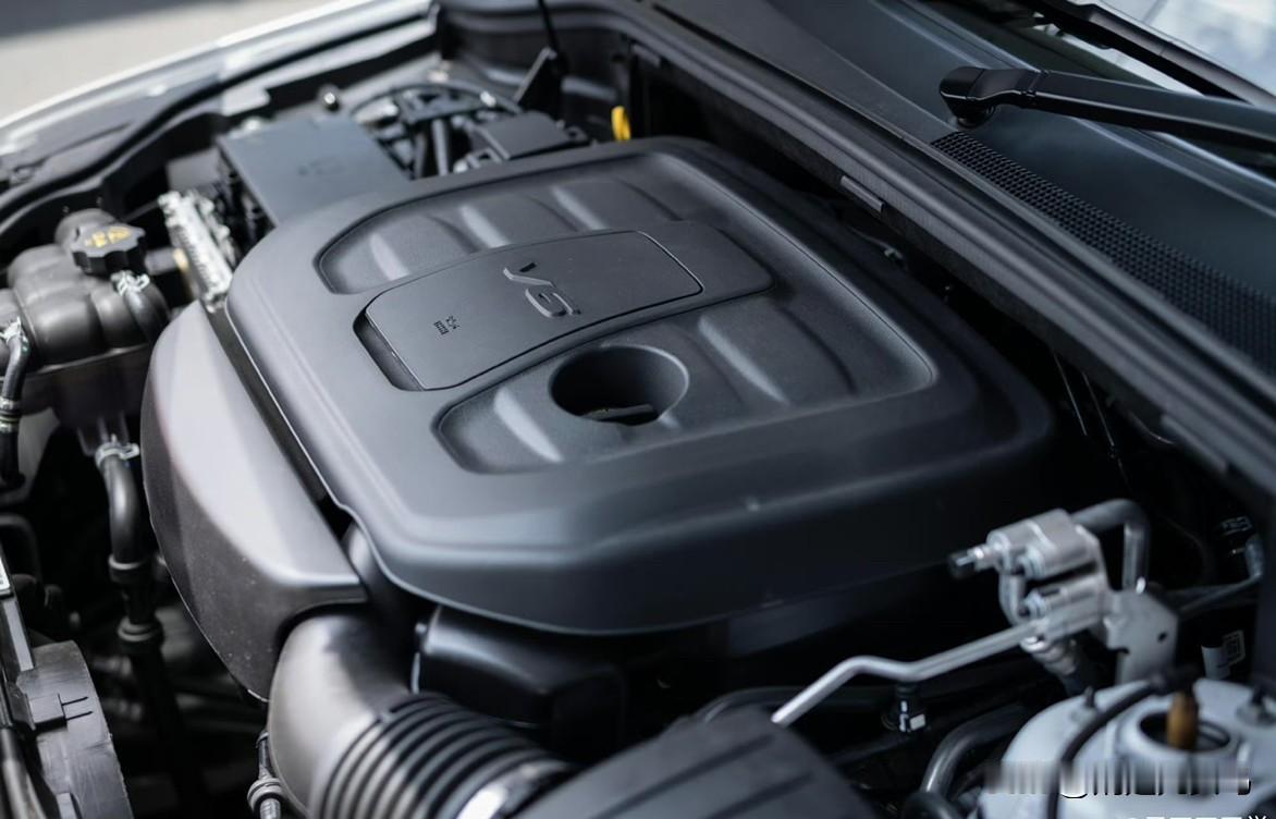 大切诺基WK2
🚜 越野基因藏不住
Quadra-Drive II 四驱系统 