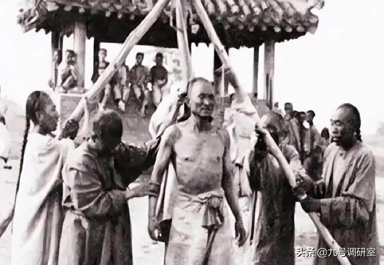 古代犯人为什么凌迟时不会中途死？不是意志力，是那碗参汤。

明朝正德年间，凌迟犯