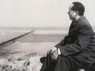 伟人：“如果帝国主义一定要发动战争，你害怕有什么用呢？你怕也好，不怕也好，战争反