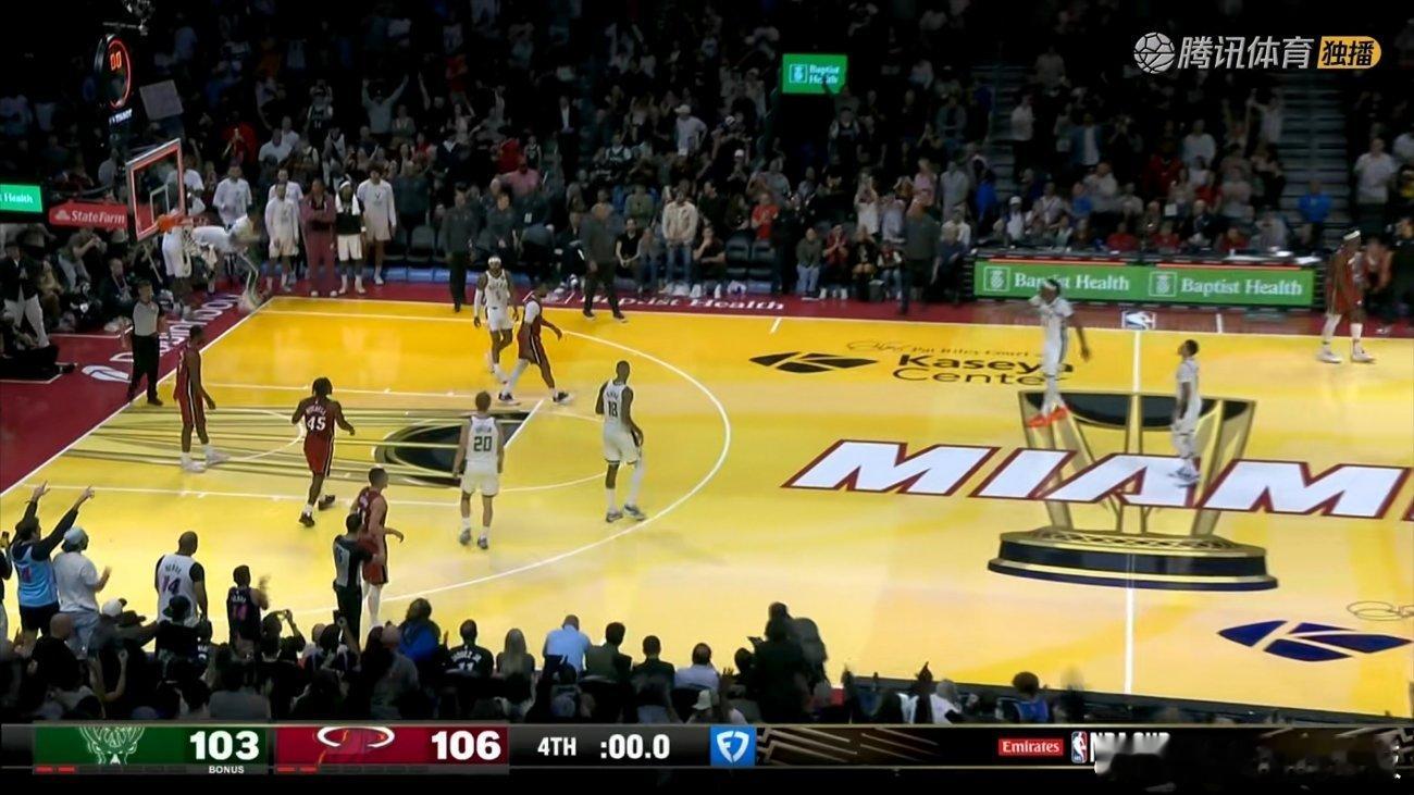 达尔文-哈姆杯赛首败！雄鹿103-106不敌热火，遭遇6连败，同时斯波执教取得第