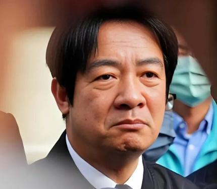 关掉台当局“代表处”！这则消息，如同“台独”分子群里被扔了一颗重磅“炸弹”，赖清