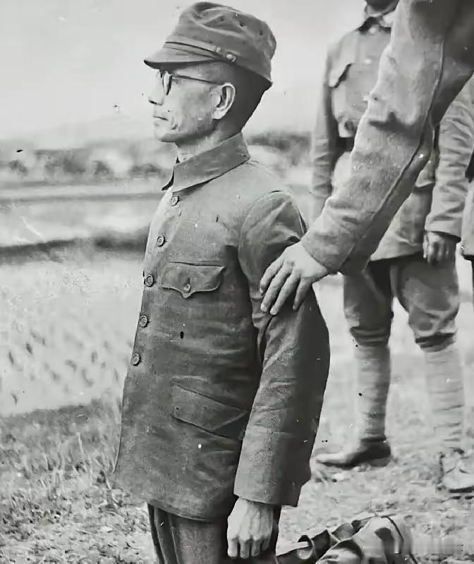 1947年处决日军中将，连中三枪依旧没死，监刑官一声令下交由百姓处置
 
抗战胜