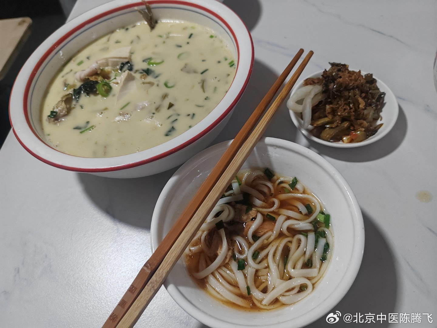 本草研读 刀豆子，成熟的豆子是收入我们《中药学》的药材，温中，下气，止呃逆。脆生