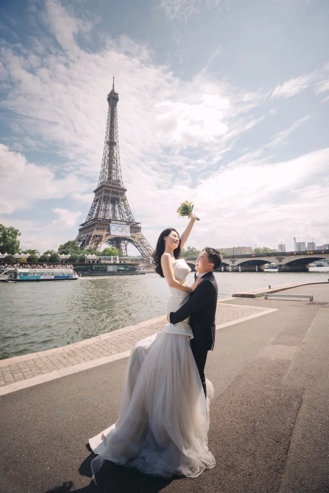 宝藏机位分享｜花3w在巴黎拍到了人生婚纱照