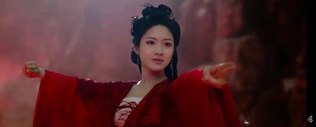 好慈祥的衣服，感觉整个人年龄大了十岁[允悲] ​​​