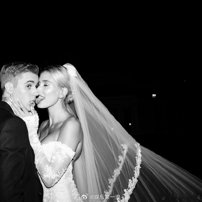 比伯海莉结婚未公开旧照 比伯Justin Bieber曝光和海莉未释出结婚照，又
