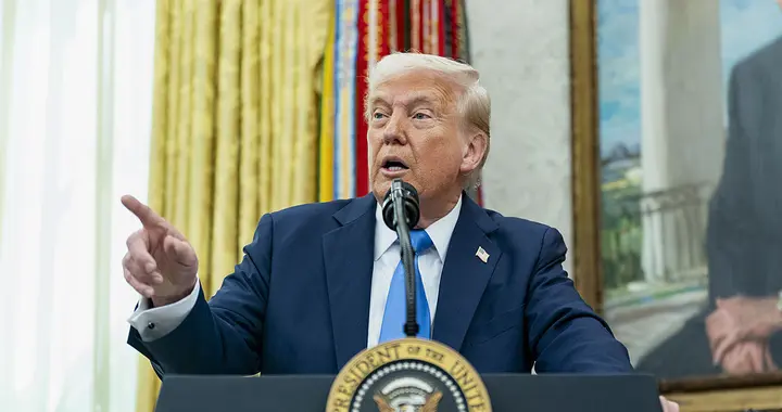 特朗普称提高对韩国多种商品关税税率至25%