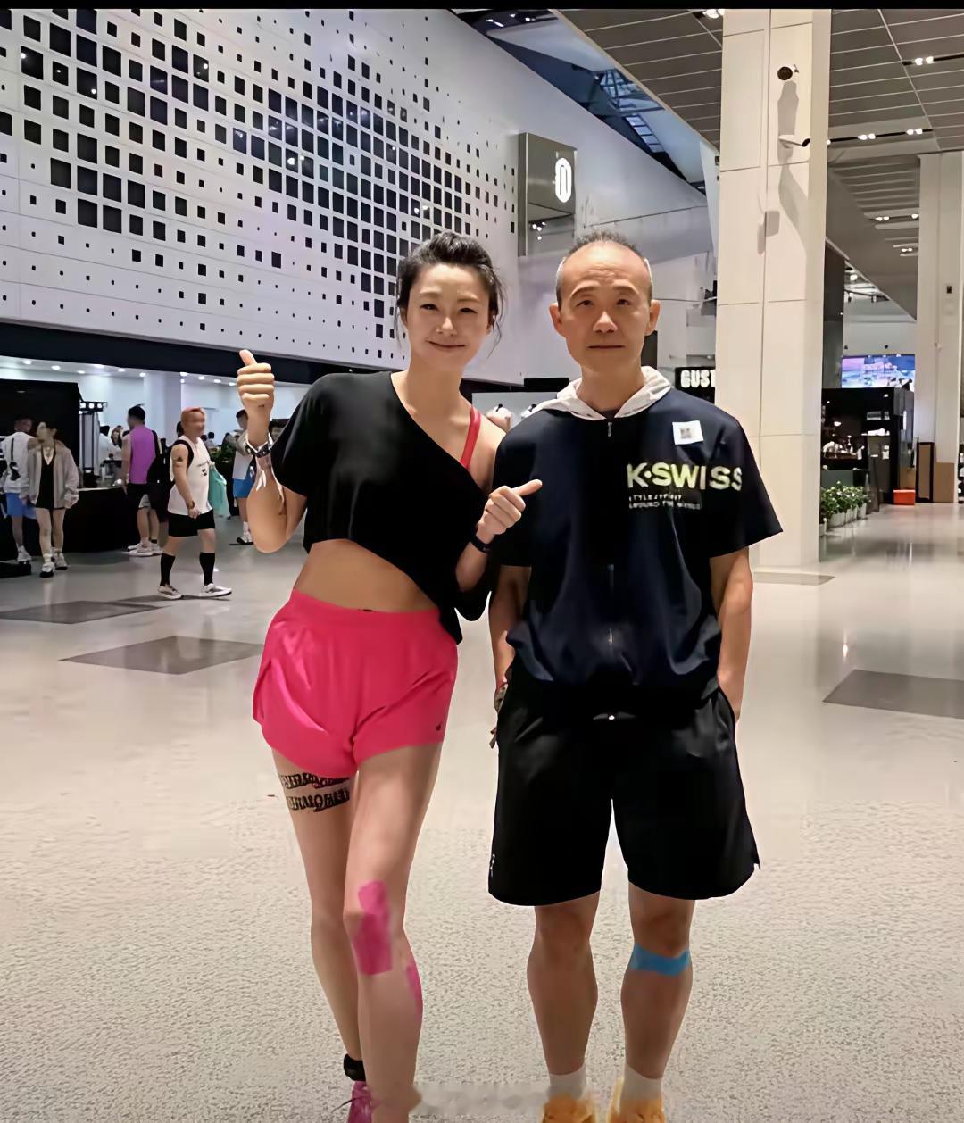 只要钱多多，身边还会缺美女吗？ 