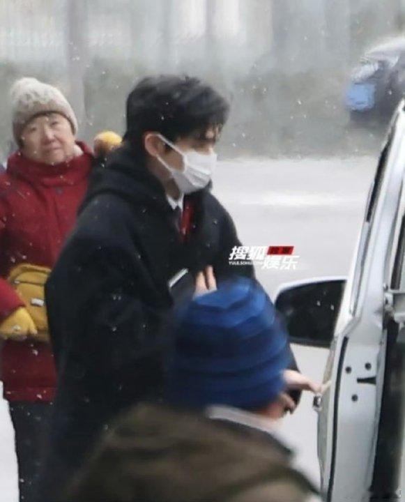 娱乐王安宇李昀锐宋威龙春晚联排王安宇李昀锐宋威龙毕雯珺春晚联排王安宇李昀锐宋威龙