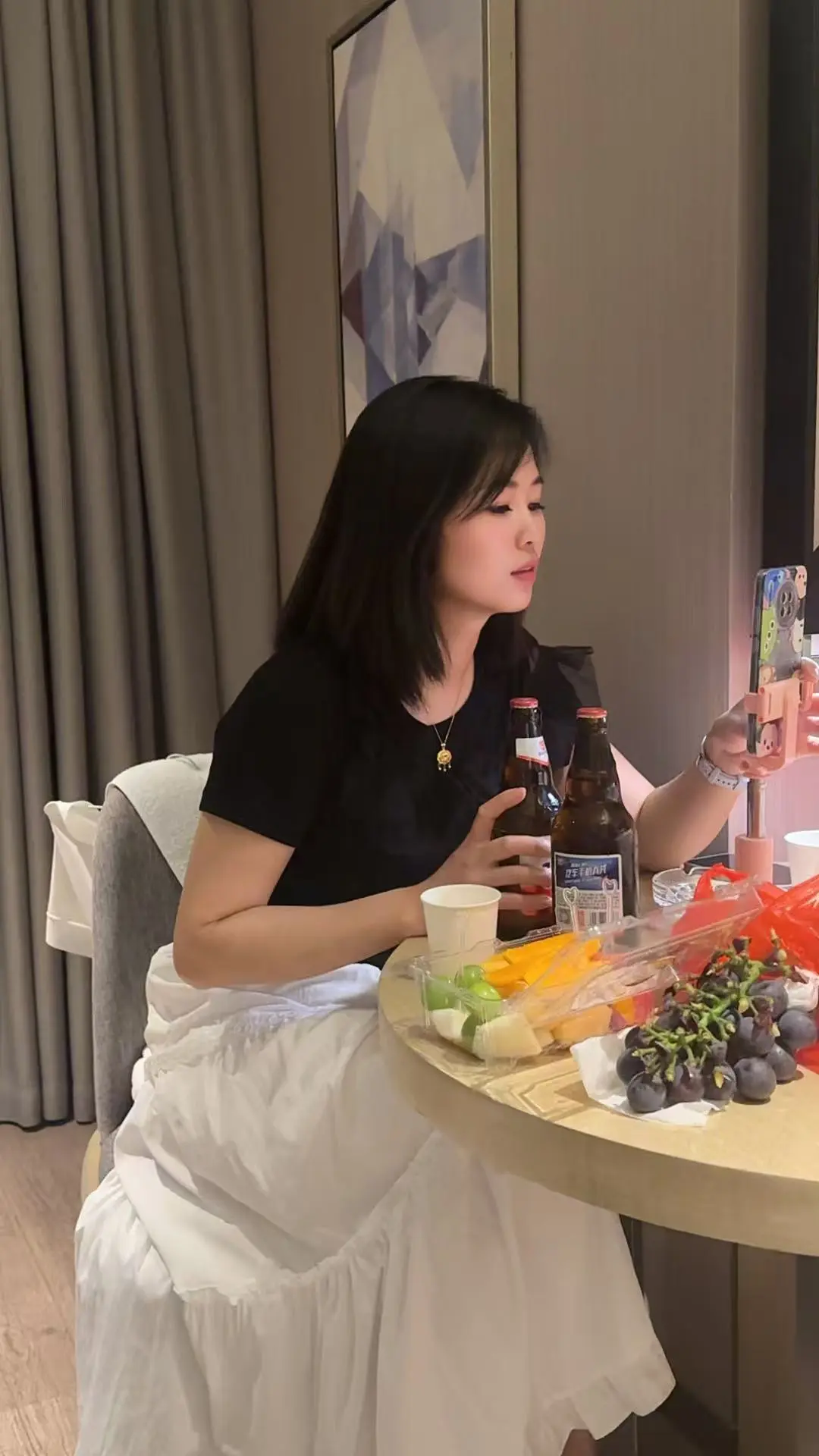 你问我乖不乖，现在是一般乖，喝醉了就是醉乖
