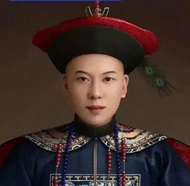 叔是康熙乳弟，姐是乾隆皇贵妃，金简入仕四十年竟成为与和珅齐名的“亚元”！
177
