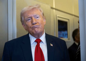 【#特朗普鼓动油轮穿越霍尔木兹海峡#：不要怂，行动起来】据美媒《每日野兽》3月9