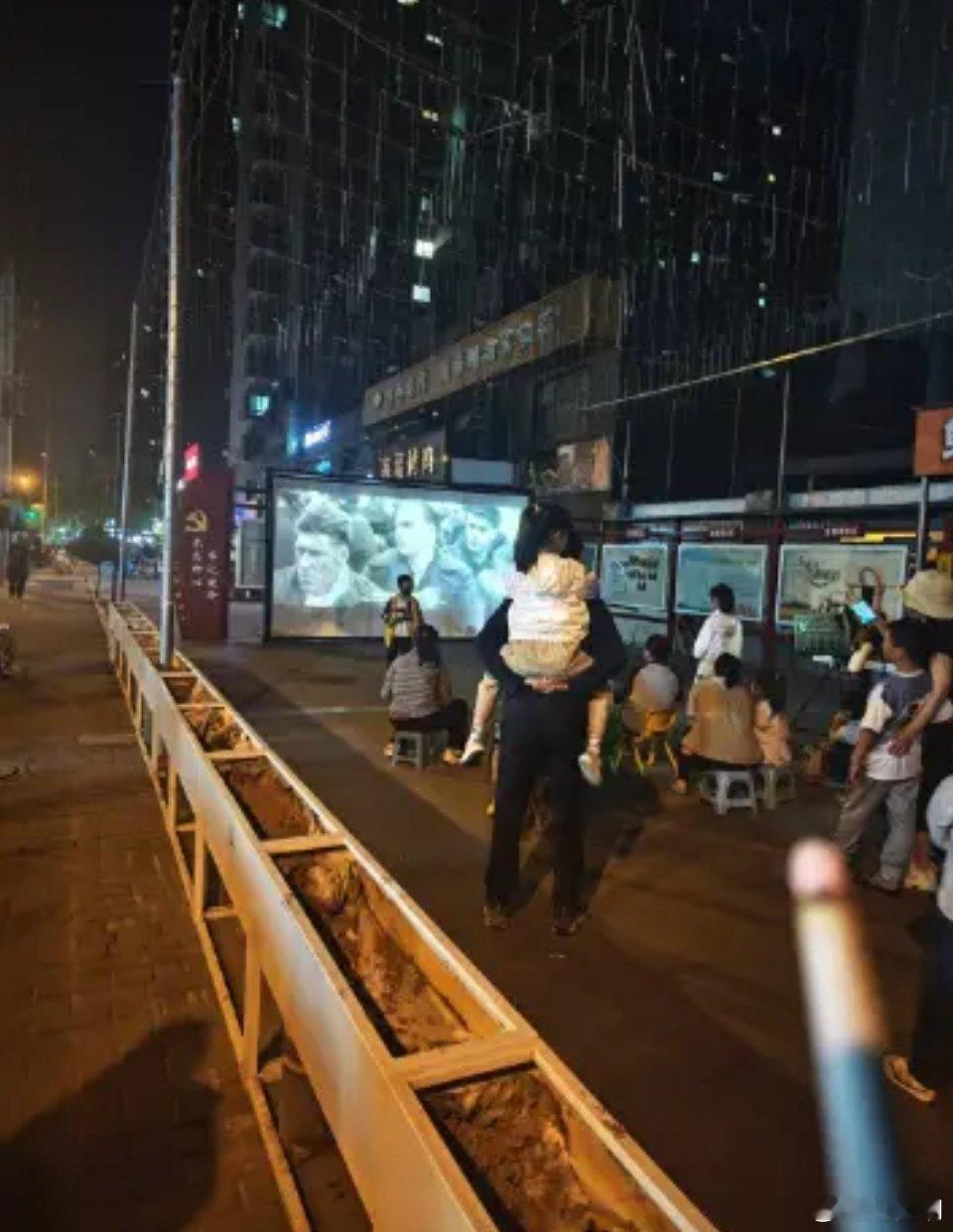 有一“高大上”的民间社团组织，又到了收费季。仔细看了看，收费对一般人是天文数字，