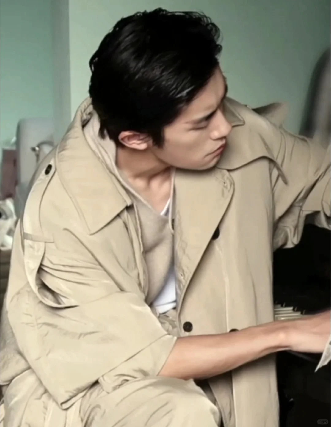 毫不夸张的说，这张脸生来巨星的命