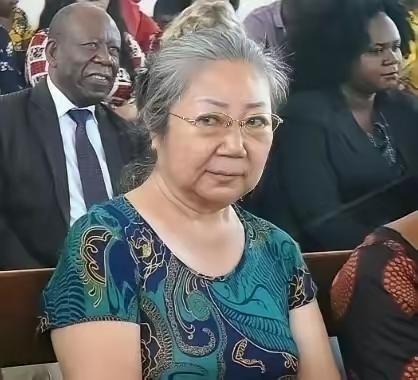 1970年，杨凤兰被中国派往坦桑尼亚进行援建工作。但她却被坦桑尼亚判处有期徒刑1