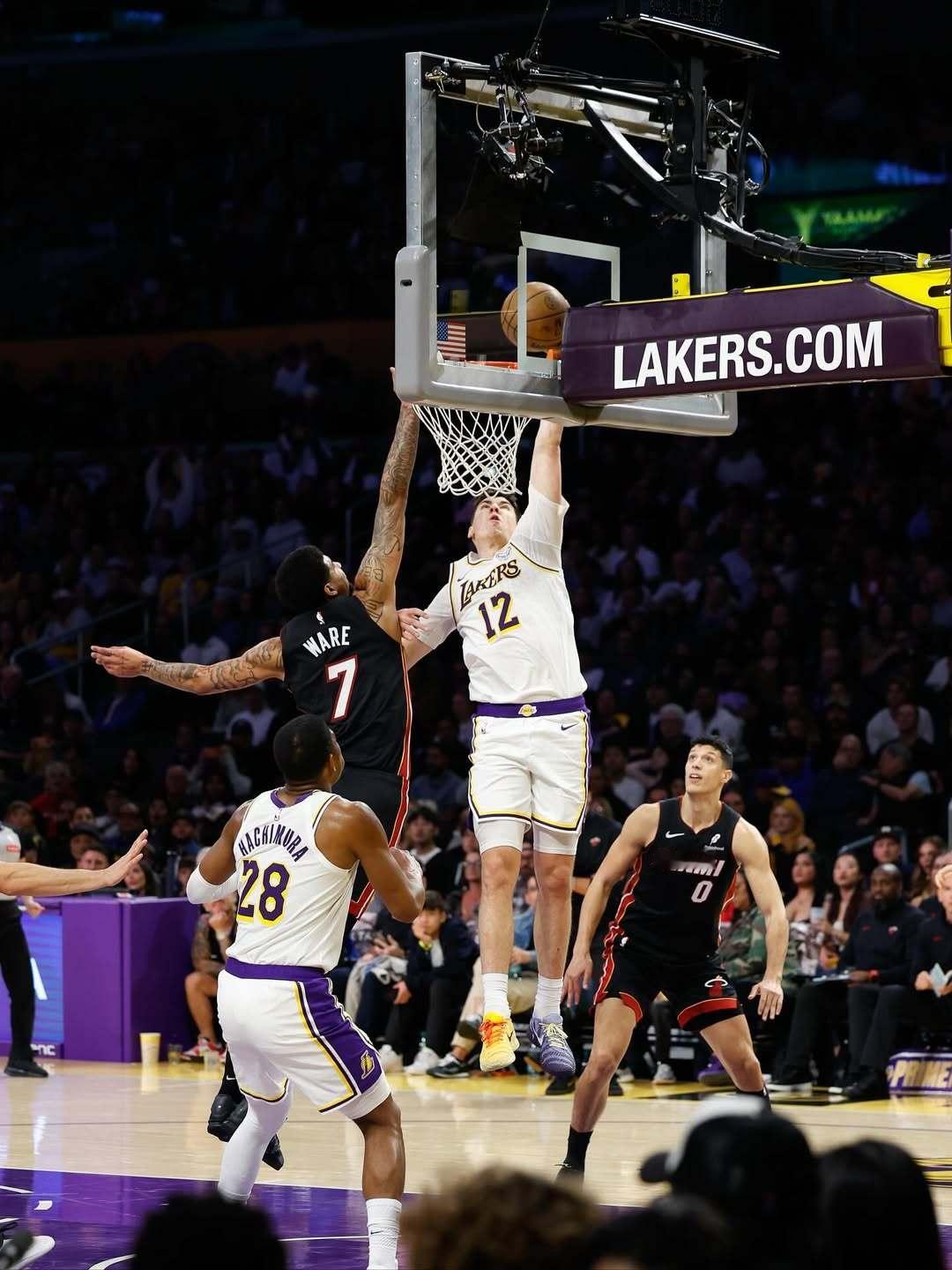 拉拉维亚更新ins ：“Game by game 📈 let’s go Lak