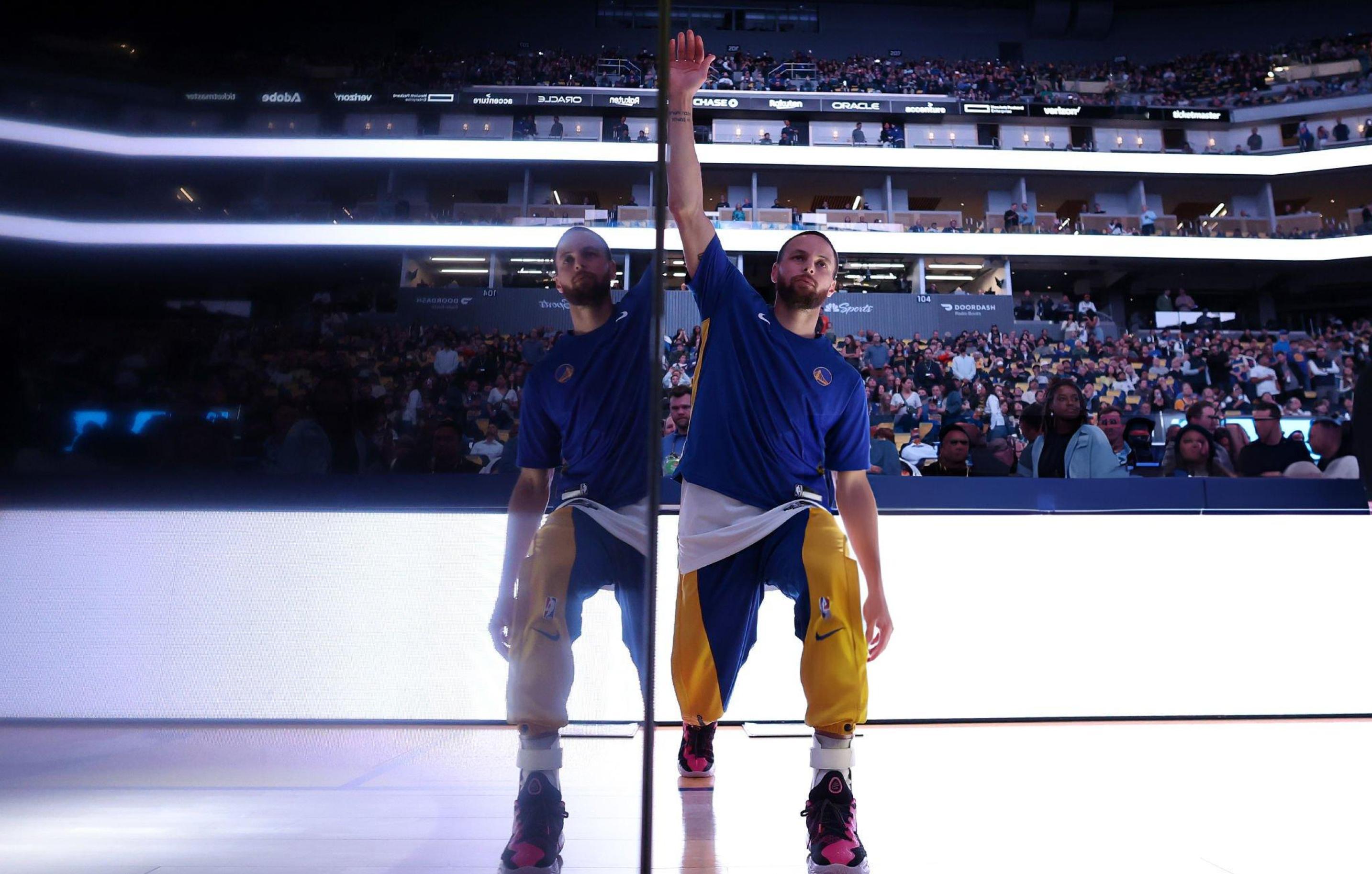 勇士队记Slater赛后分析了本场比赛的关键因素：“勇士在库里不在的时间里输了1