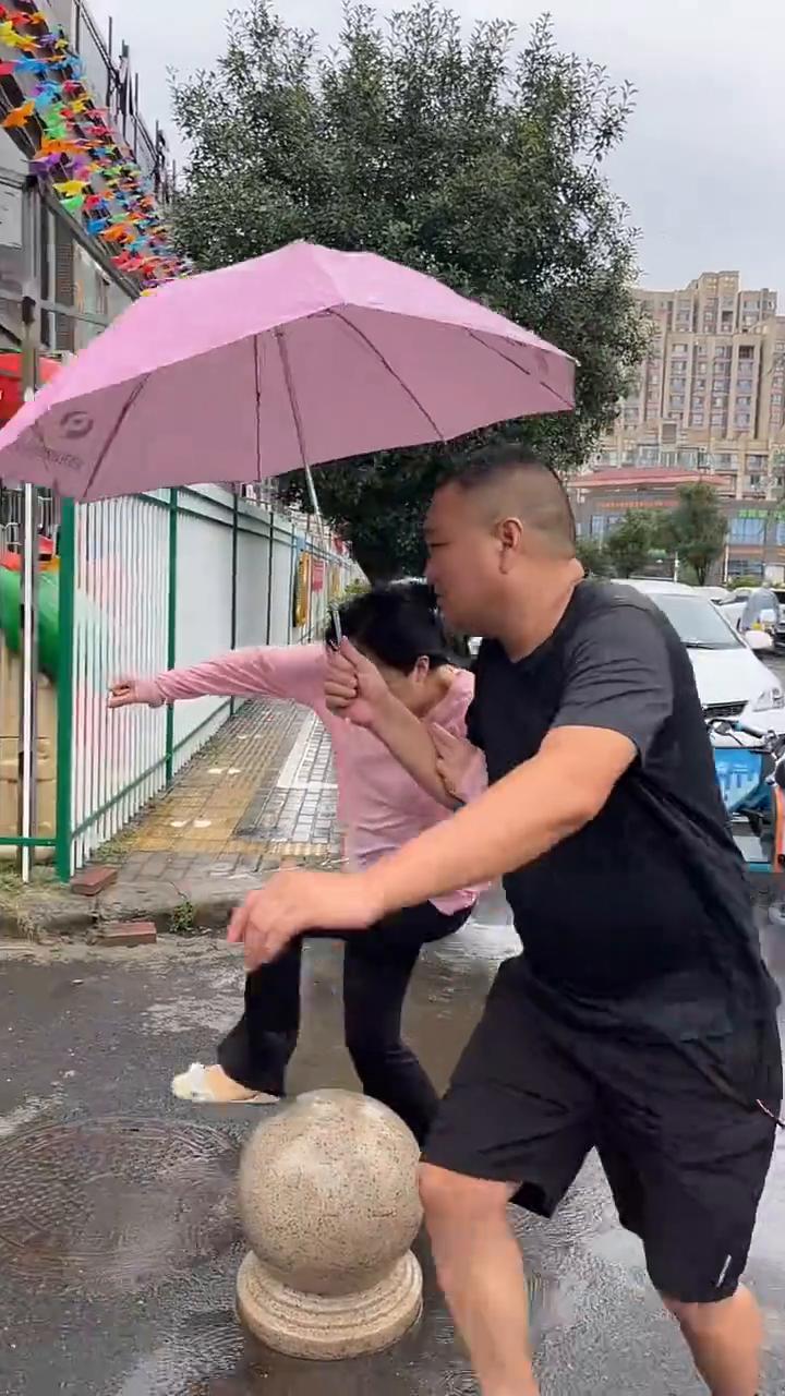 如果不是亲眼所见我是万万不敢相信的。赶紧进去吧，在这。