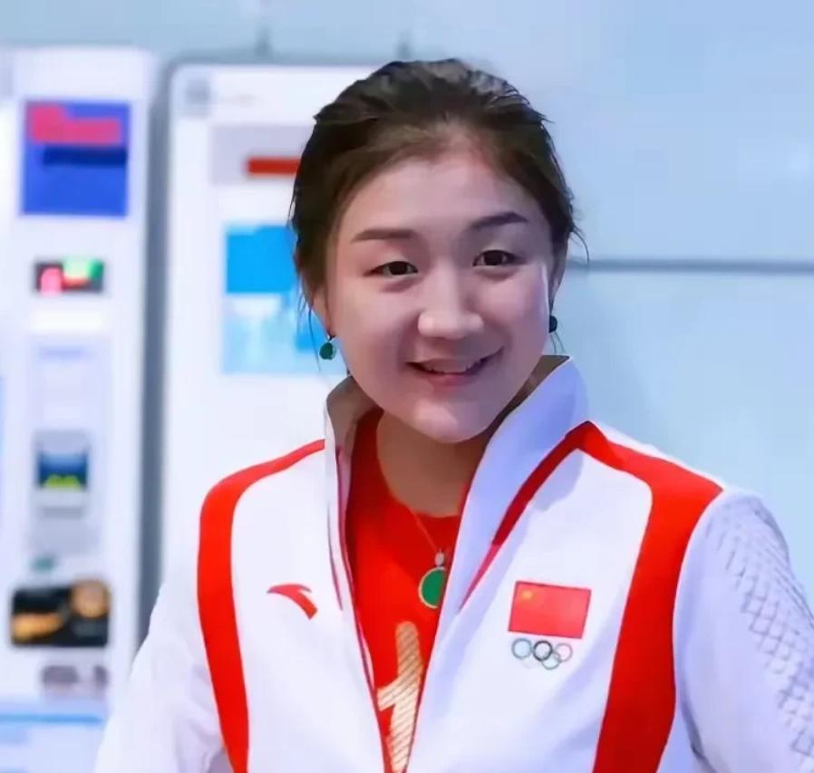国乒五朵金花，陈梦独领风骚！😍
说到国乒五朵金花，我得说陈梦真的是独树一帜啊！