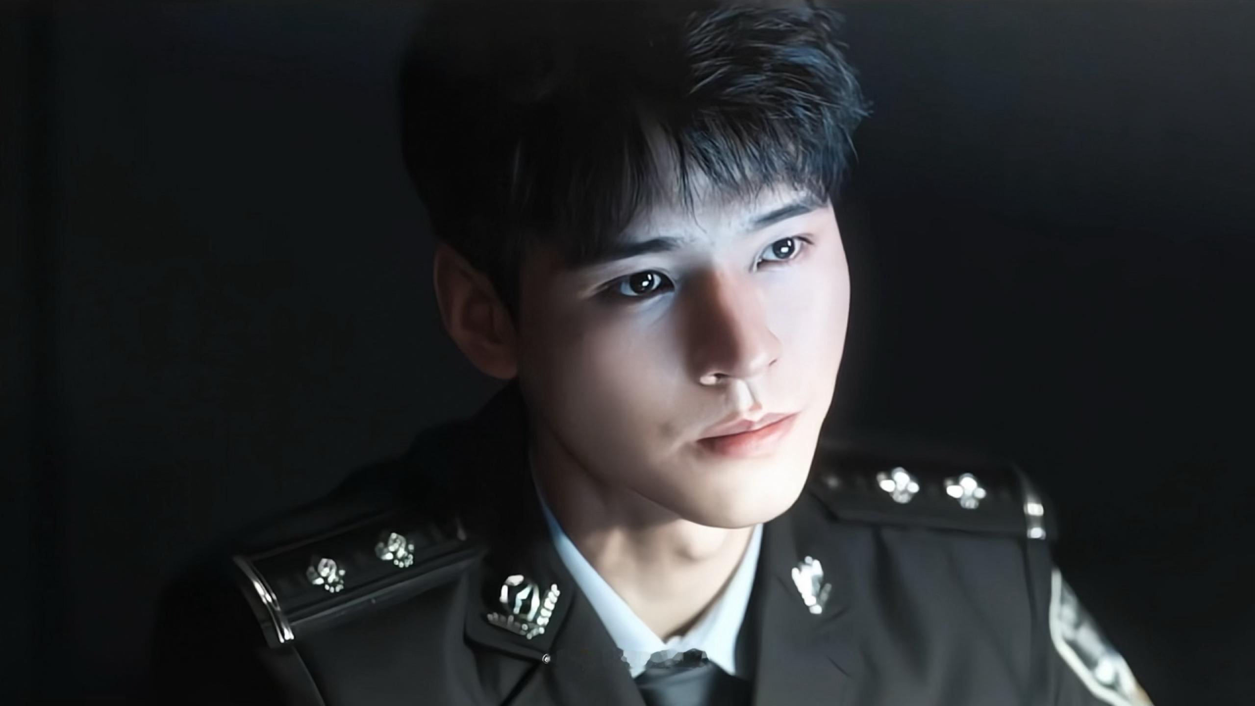 “这次你跑不掉了。”叶谦审讯戏我爽的腿软、🫢风过留痕龚俊叶谦