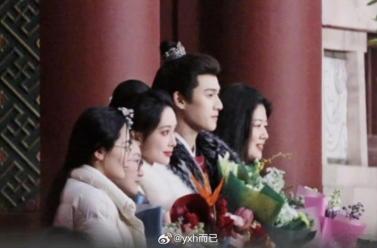 恭喜孟子义李昀锐《尚公主》杀青大吉 