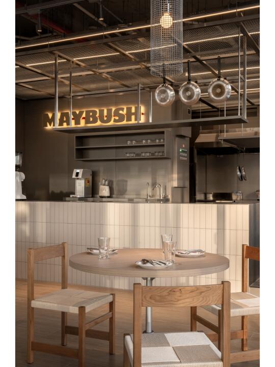 山楂MAYBUSH 🍸 自然温暖的街区Bistro