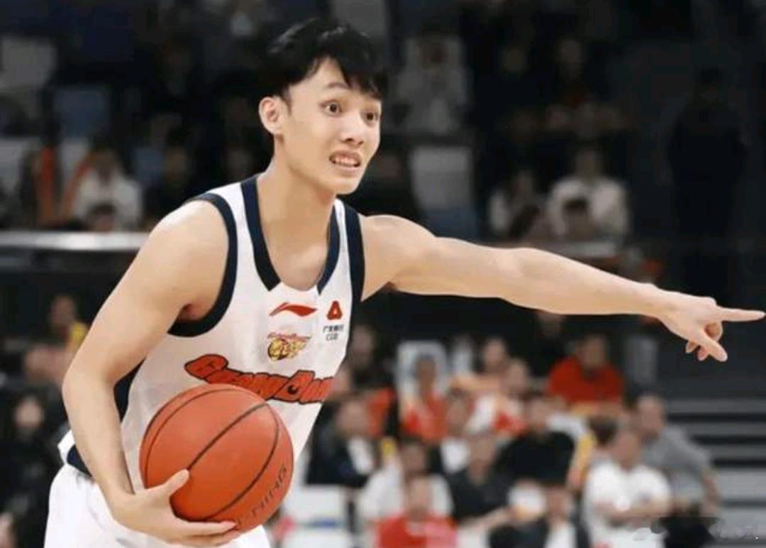 广东男篮vs宁波男篮 惊险逆转！广东77-74险胜宁波，徐杰奎因合砍53分，崔永