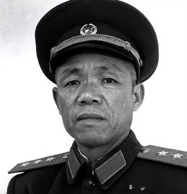 1950年海南战役前夕，一桩特殊的海上迷航事件，让第四十军119师百名战士意外流