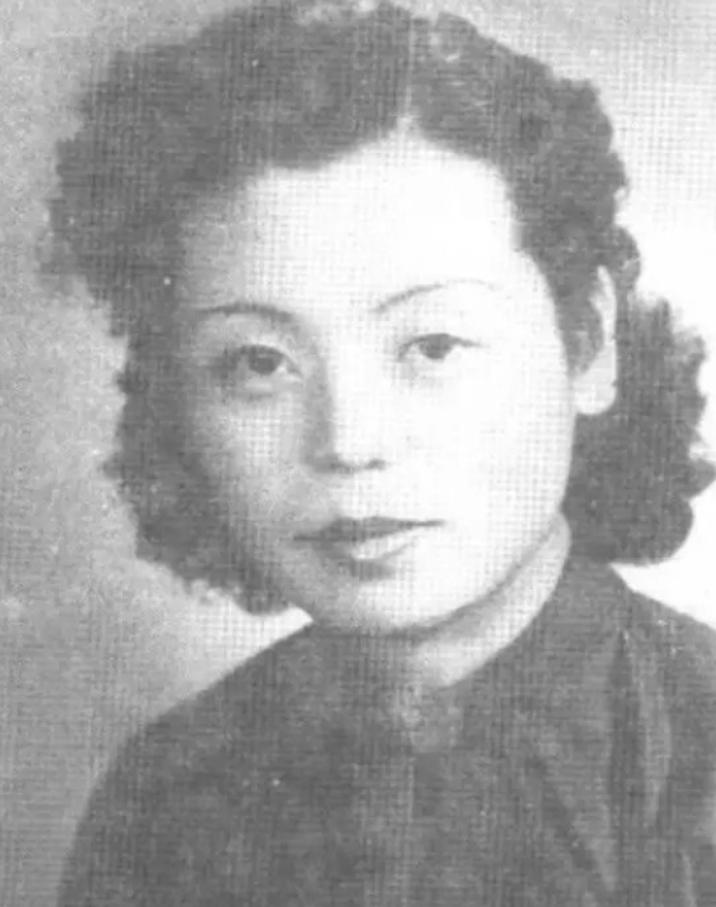 1970年，陈独秀58岁的女儿陈子美身绑5个空油桶，带着小儿子偷渡香港，9个小时