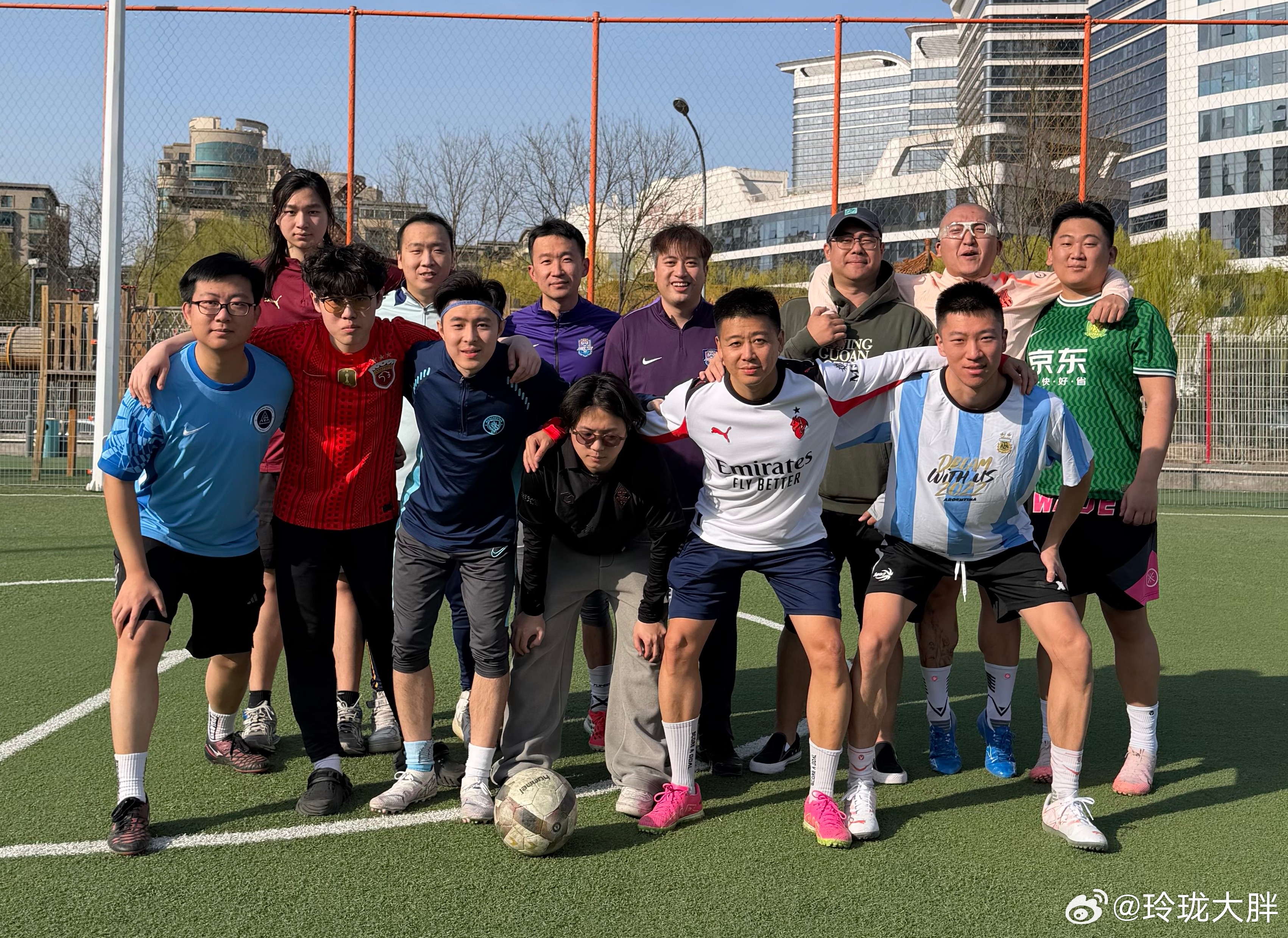 得有一年多没踢了，行，这强度可以 北京·周家庄村文化体育公园