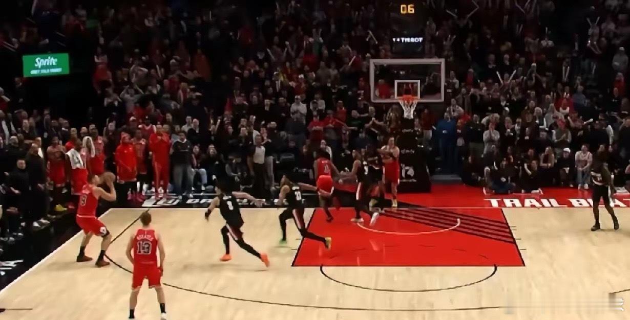 杨瀚森出场，17分21篮板的克林很让武切维奇的绝杀化为泡影！常规赛开拓者对阵公牛