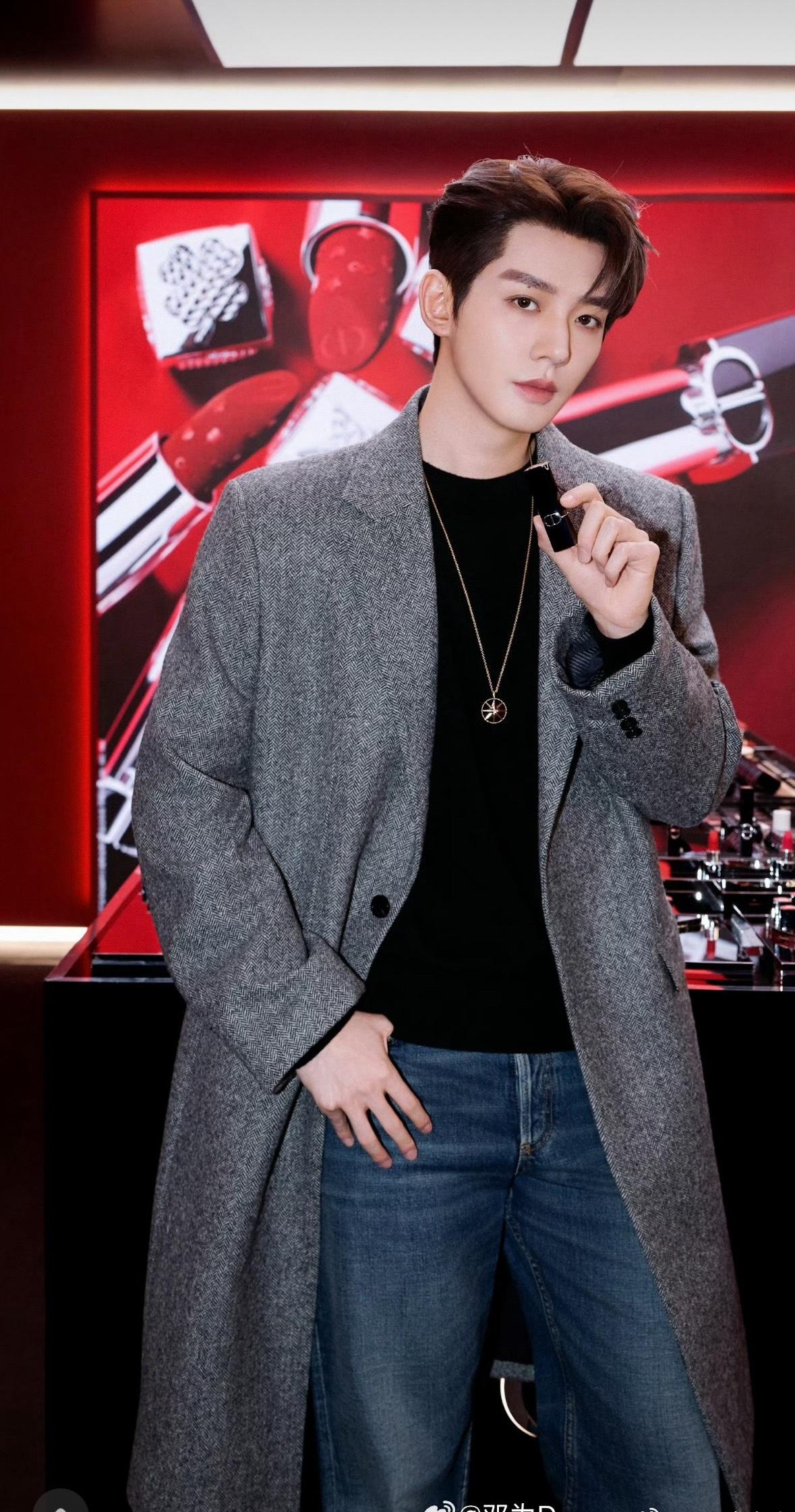 邓为仙居夏天可以捡邓为冬天捡张凌赫邓为仙台有树登爱奇艺海外前十邓为价值千万运镜