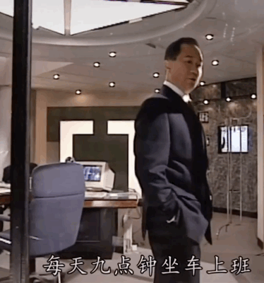 人生这场盛宴，看似摆了三桌酒席，可细细数来，竟没有一桌是真正为自己准备的。
第一