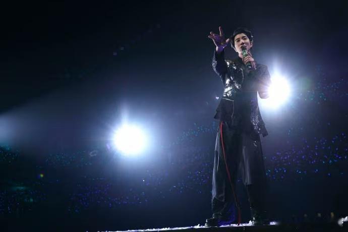 王力宏杭州演唱会预售售罄王力宏杭州演唱会售罄 杭州大莲花双场火速售罄，王力宏再次