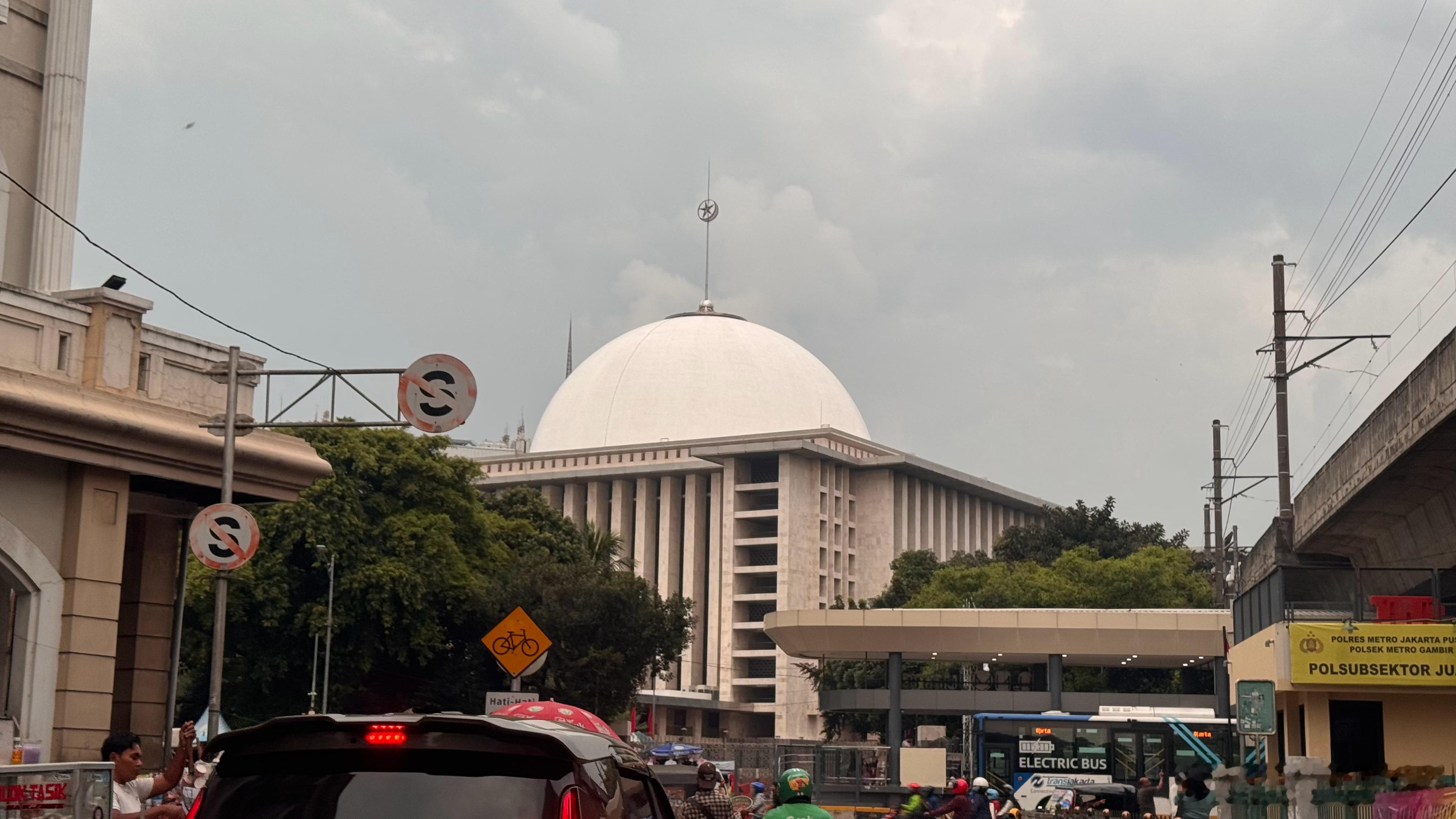 印尼🇮🇩雅加达初印象这市区搞单双号限行…好累 ​​​