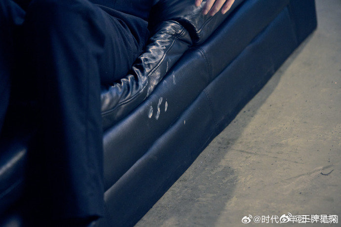 严浩翔新歌4月1日上线严浩翔新歌的上线时间严浩翔新歌4月1日上线，很好，准备接生