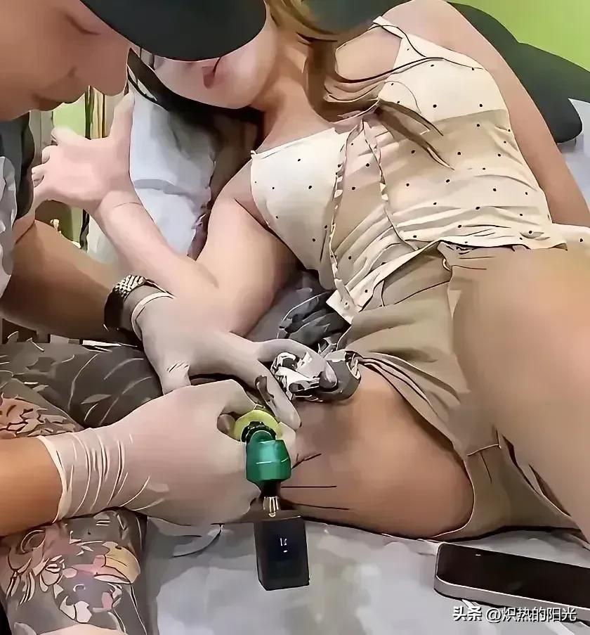 现在的年轻人不管男女都热爱纹身吗？

可是她们只肯定着当时的决定是对的，却没想到