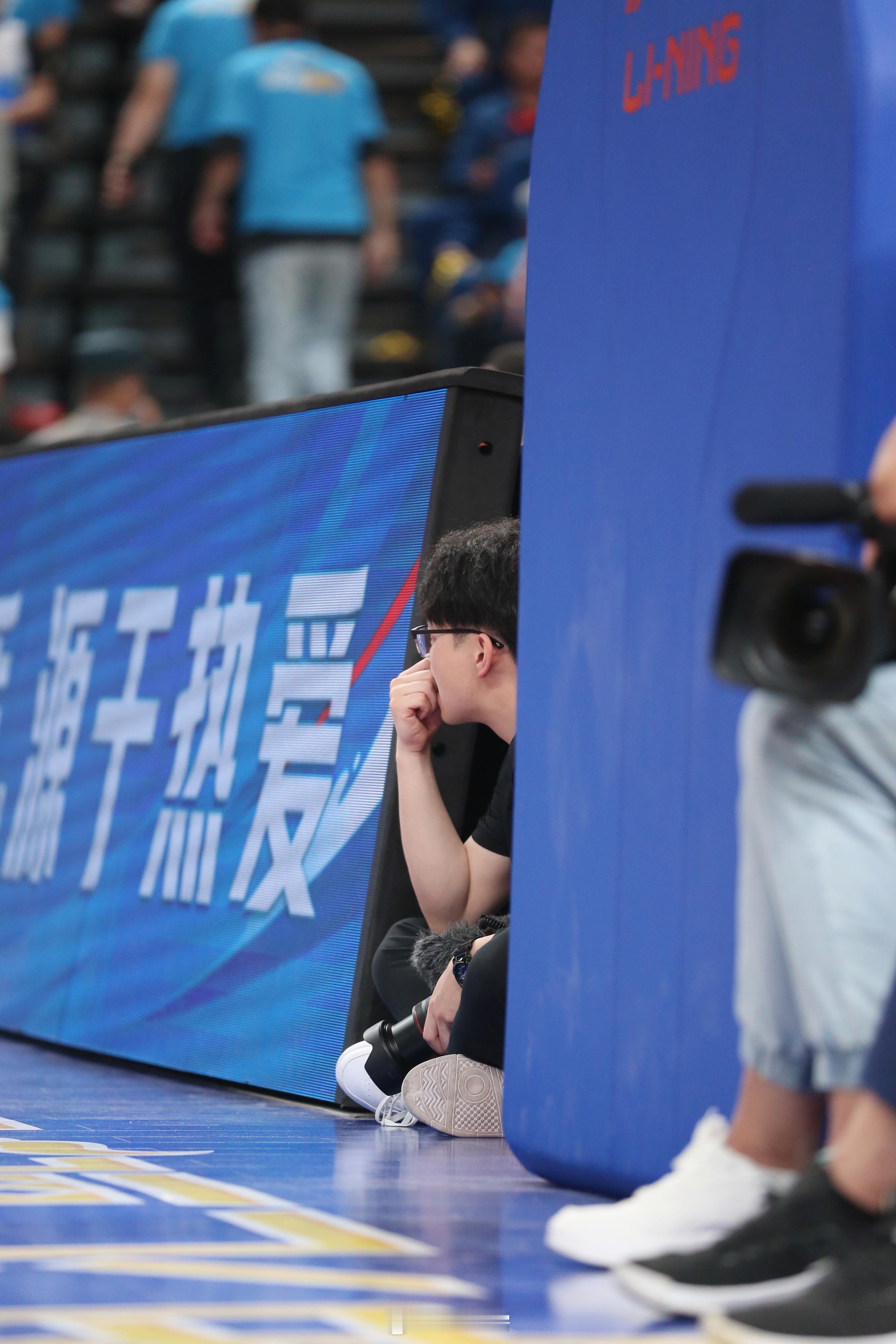 源于热爱[心]记录一些 总决赛期间的我#cba总决赛##新疆男篮##小卢篮球世界