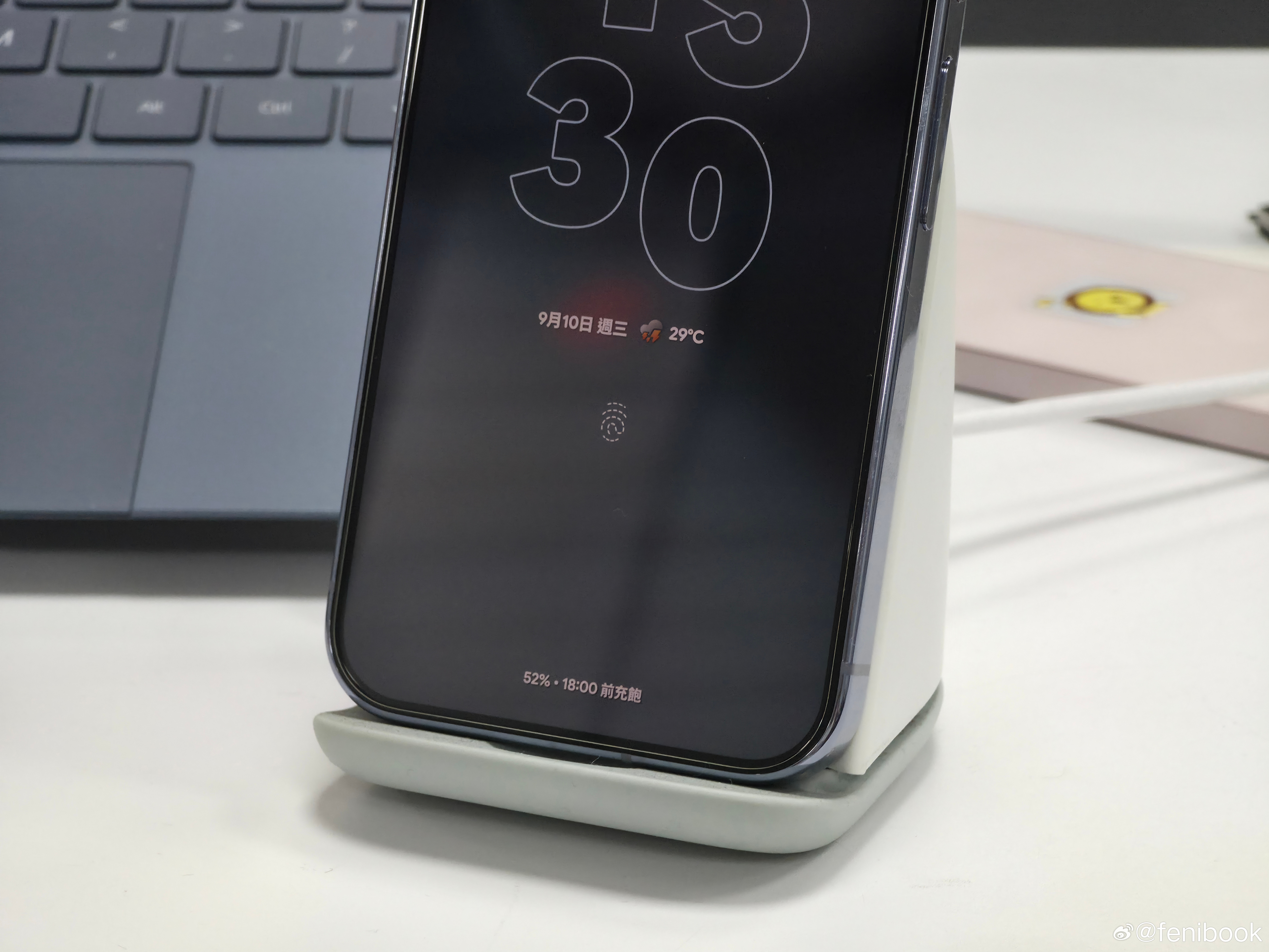 用Pixel Stand 2充谷歌Pixel 10 Pro的速度，比五福一安充i