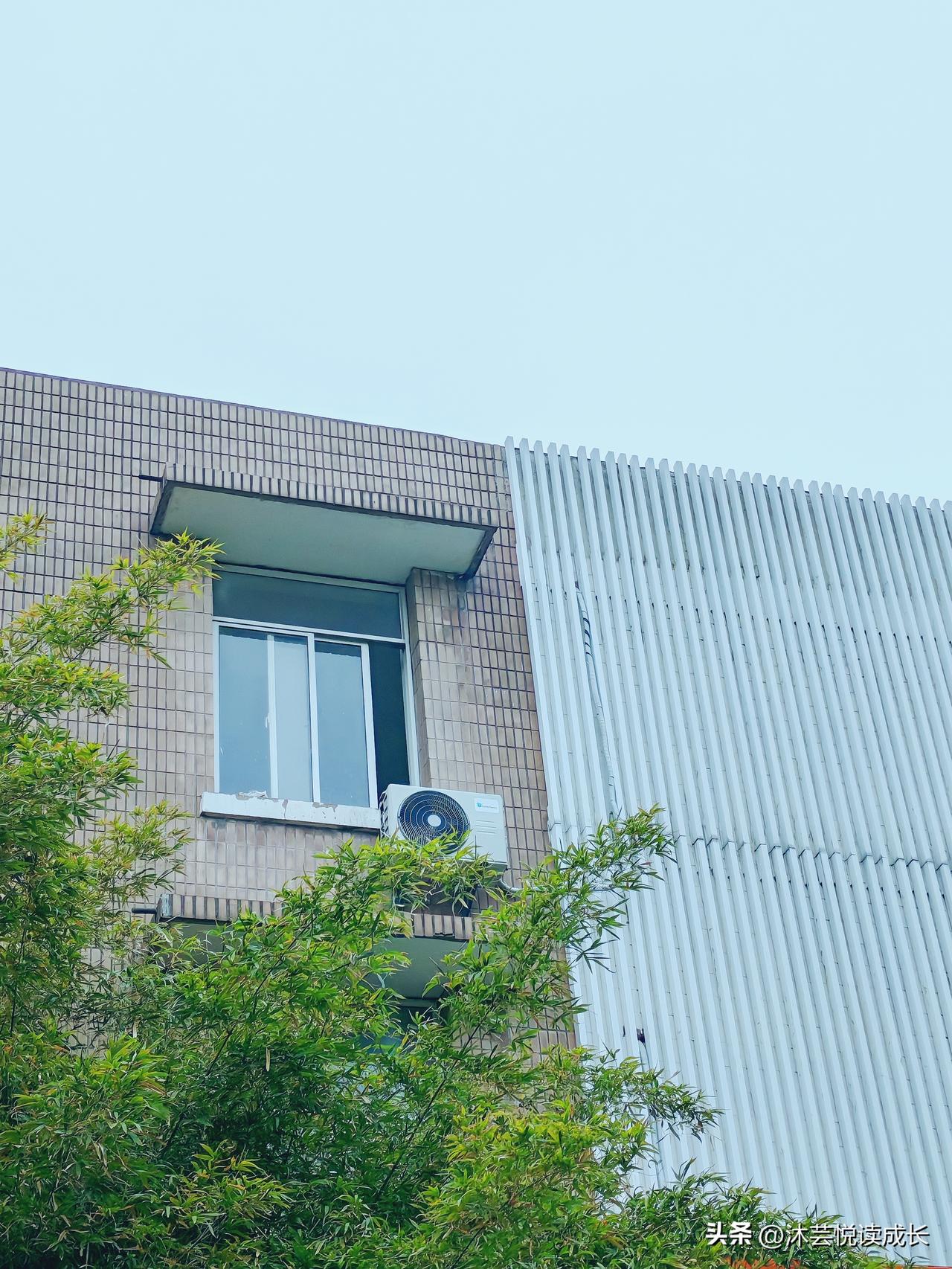 偷偷告诉你一个真相：人活得累，根本不是因为穷
 
没人敢说破的真相：人活得累，从